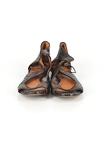 Miss Albright Flats (view 2)