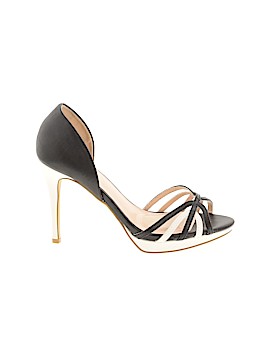 Signature by Shoedazzle Size 6 1/2
