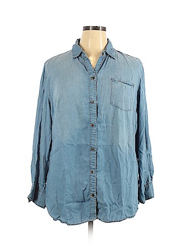 Ava & Viv Long Sleeve Button-Down Shirt (view 1)