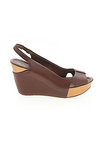 Kenneth Cole REACTION Wedges (view 1)
