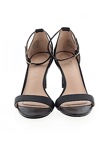 Kelly & Katie Heels (view 2)