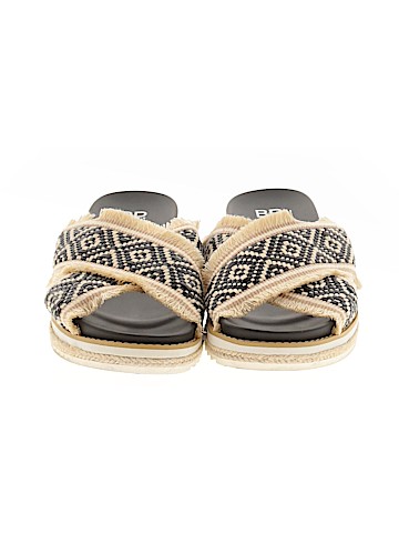 BP. Sandals (view 2)