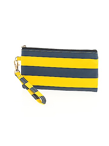 Lilly Bee Wristlet (view 1)