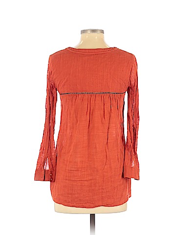 Holding Horses 3/4 Sleeve Top (view 2)