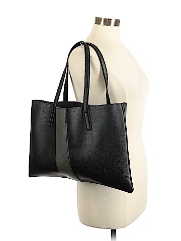 Vince Camuto Shoulder Bag (view 2)