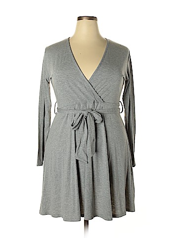 Boohoo Boutique Casual Dress (view 1)