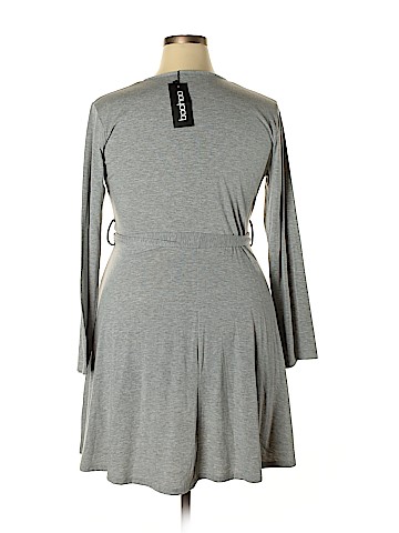 Boohoo Boutique Casual Dress (view 2)