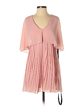 PrettyLittleThing Size 4