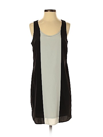 Old Navy Casual Dress (view 1)