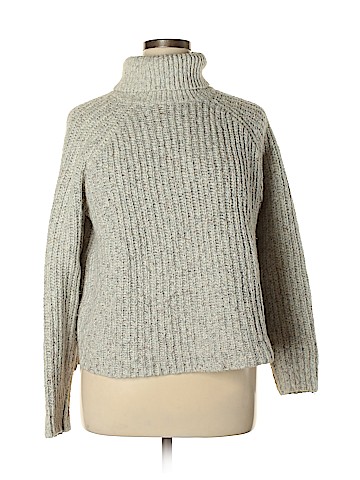 Abercrombie & Fitch Turtleneck Sweater (view 1)