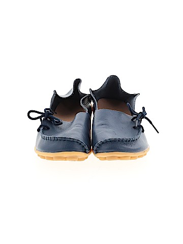 Unbranded Flats (view 2)