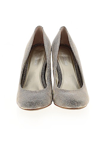 Kelly & Katie Heels (view 2)