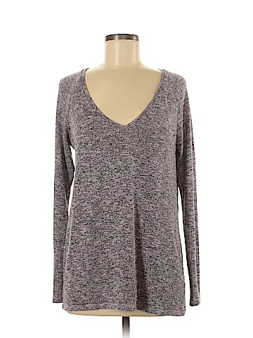 American Eagle Outfitters Pullover Sweater (view 1)