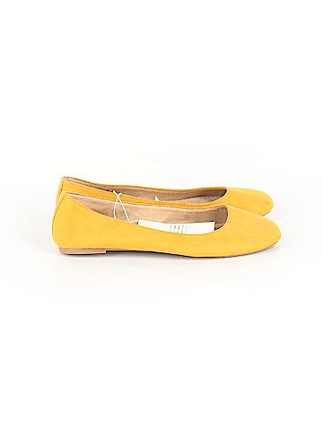 Old Navy Flats (view 1)