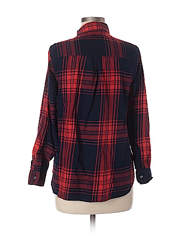 Old Navy Long Sleeve Button-Down Shirt (view 2)