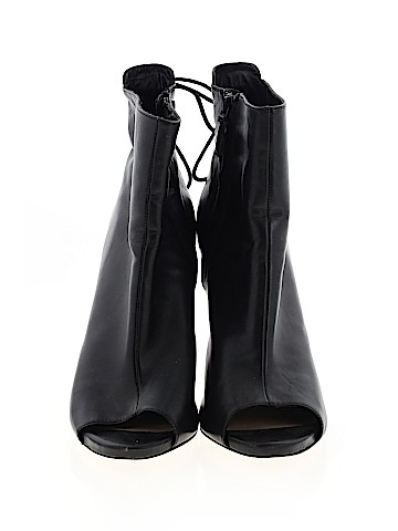 Pour La Victoire Ankle Boots (view 2)