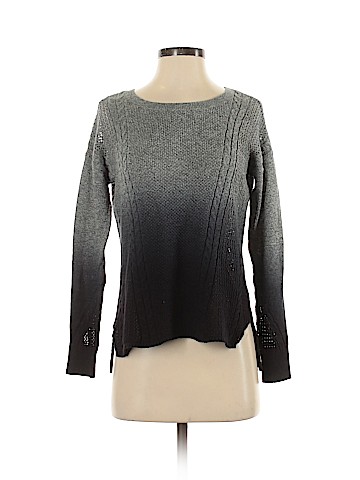 American Eagle Outfitters Pullover Sweater (view 1)