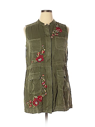 Sahalie Vest (view 1)