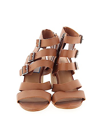 Crown Vintage Wedges (view 2)