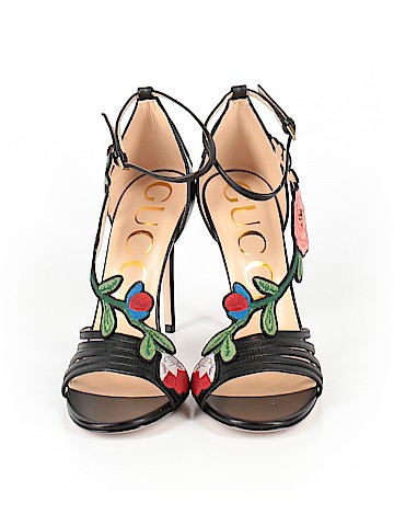 Gucci Heels (view 2)