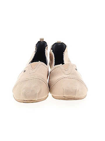 Mad Love Flats (view 2)