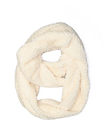 Sholdit Scarf (view 1)