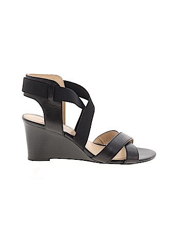 Adrienne Vittadini Wedges (view 1)