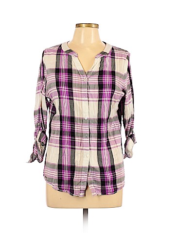 Croft & Barrow 3/4 Sleeve Button-Down Shirt (view 1)