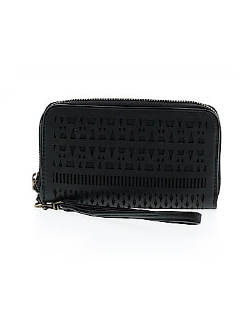 Unbranded Wristlet (view 1)