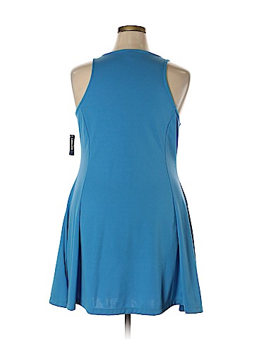 Old Navy Casual Dress (view 2)