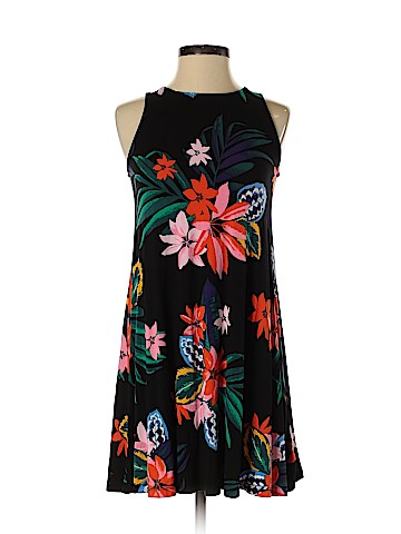 Old Navy Casual Dress (view 1)