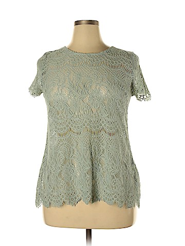Maurices Short Sleeve Top (view 1)