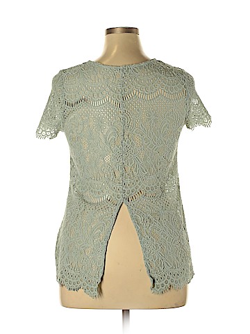 Maurices Short Sleeve Top (view 2)