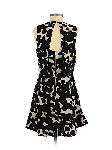 Banana Republic Casual Dress (view 2)