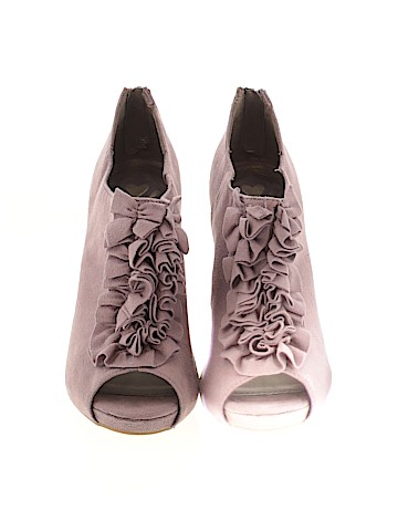 Fergalicious Heels (view 2)