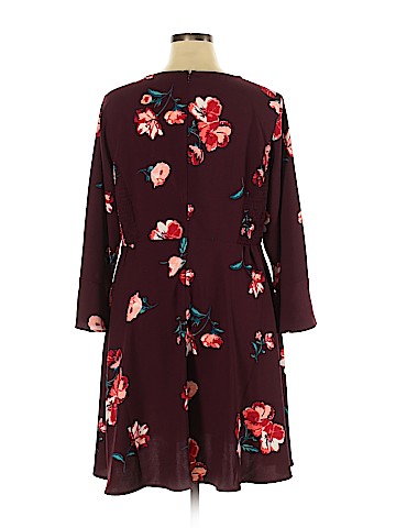 Old Navy Casual Dress (view 2)