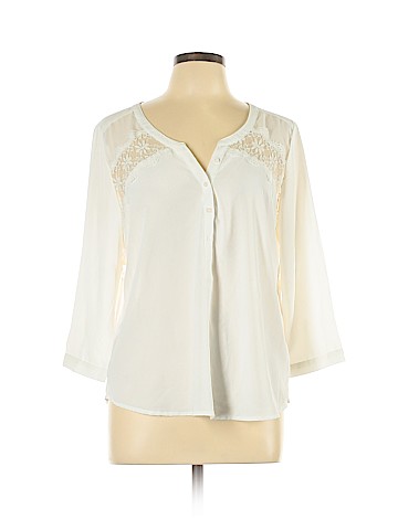 American Eagle Outfitters 3/4 Sleeve Blouse (view 1)