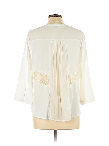 American Eagle Outfitters 3/4 Sleeve Blouse (view 2)