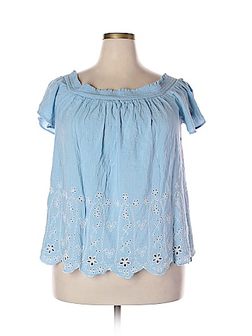 Old Navy Short Sleeve Blouse (view 1)