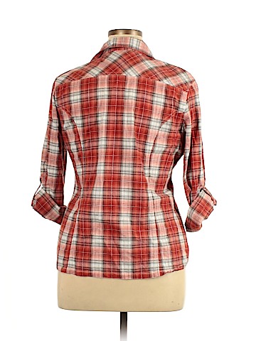 Maurices Long Sleeve Button-Down Shirt (view 2)