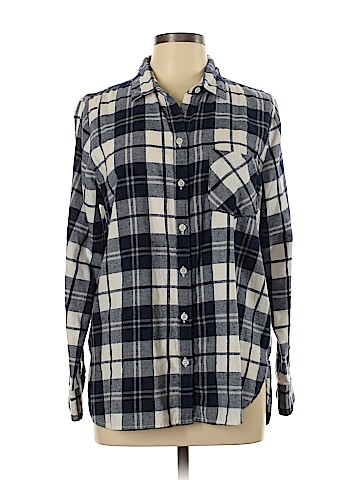 Old Navy Long Sleeve Button-Down Shirt (view 1)