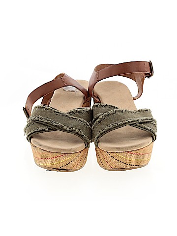 Unbranded Wedges (view 2)