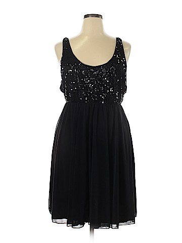 Apt. 9 Cocktail Dress (view 1)