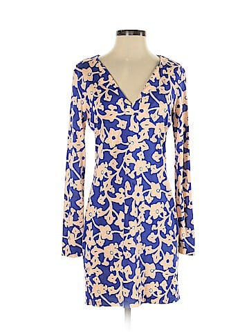 Diane von Furstenberg Casual Dress (view 1)
