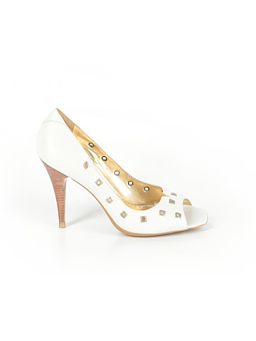 Jessica Simpson Heels (view 1)