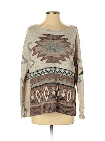 American Eagle Outfitters Pullover Sweater (view 1)