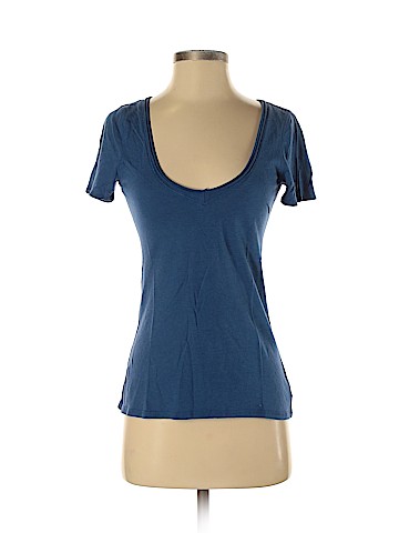 Old Navy Short Sleeve T-Shirt (view 1)