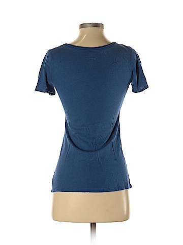 Old Navy Short Sleeve T-Shirt (view 2)