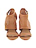 Banana Republic Tan Heels Size 8 - photo 2