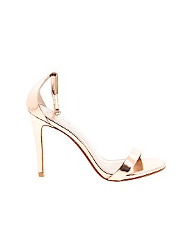 David's Bridal Size 7 1/2